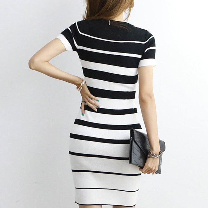 Elegant Stripe Knitted Dress